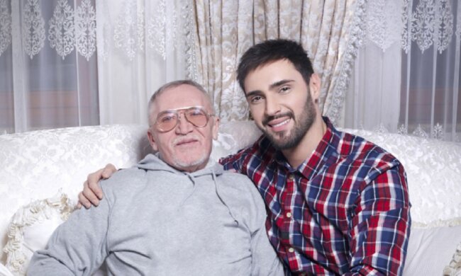 Виталий Козловский с отцом, скриншот: Youtube