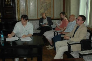 Українських письменників звинуватили в корупції 