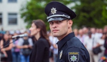 Як депутат з ніг до голови обматюкав патрульних (відео 18+)