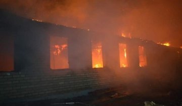 На Одещині згоріла казарма (фото)