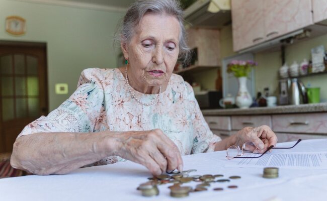 Пенсионерка, которая считает деньги