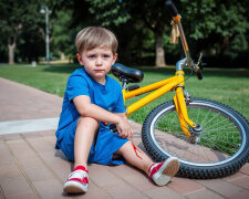 Травмована дитина. Фото з відкритих жерел