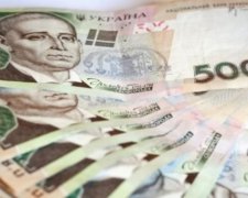 Фінансова розвідка почала слідкувати за українцями