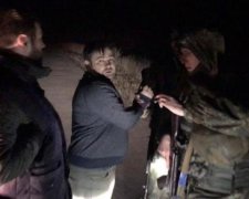 Помічник Чорновол наїхав на блокадника та втік