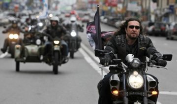 Кишеньковий байкер Путіна знайшов нових ворогів Росії