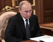 Путин пригласил Зеленского в Кремль отмечать победу: "Отправят приглашение"