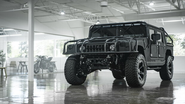 Hummer H1, carscoops