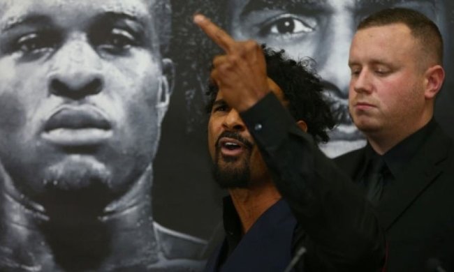 Девід Хей на прес-конференції показав середній палець фанатам суперника