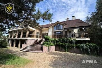 Дом Виталия Захарченка