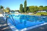 Літній басейн Szczęśliwice у Варшаві