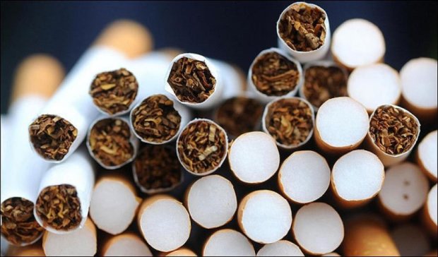 Минфин планирует "заработать" на курильщиках до 28,5 миллиарда