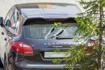Россиянин побил арматурой депутатские Porsche и Mercedes