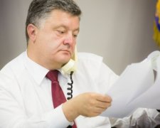 Порошенко запустил электронные петиции в Украине