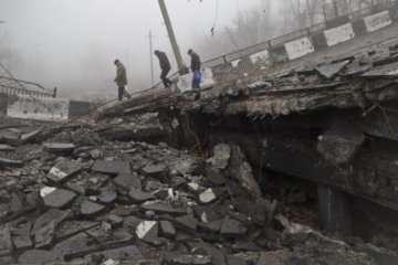 Україна заплатить розпродажем землі за відновлений Донбас
