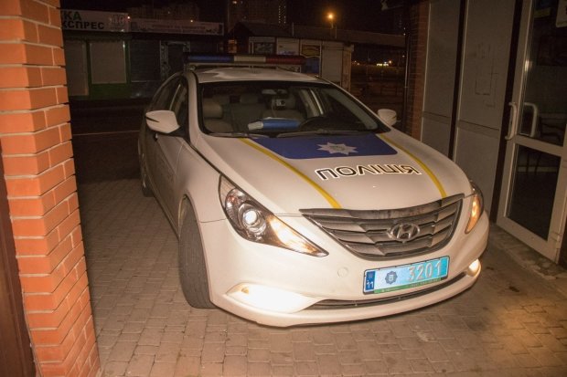В Киеве горе-отец посадил ребенка за руль: "У д*била иконка есть", - украинцы кипят