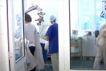 Дворічного українця з'їдає рак мозку, мама благає про допомогу: "Артемчик хоче жити"