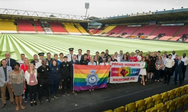 Капітани відомого футбольного клубу стали покровителями  ЛГБТ-спільноти