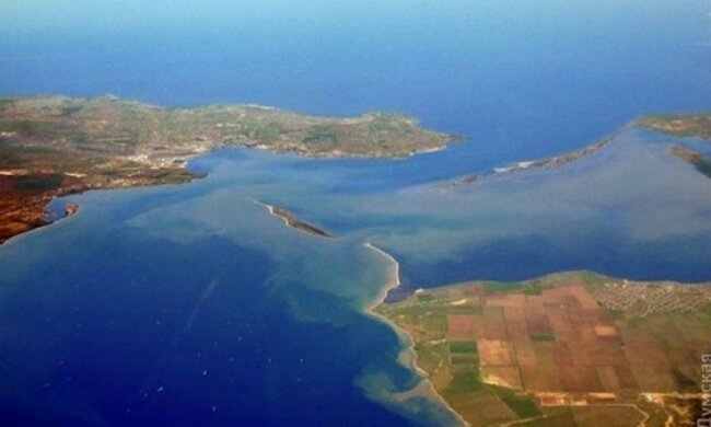 Росія розпочала морську блокаду українських портів