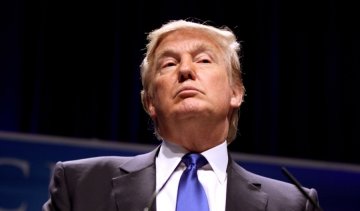 Довіра американців до Трампа різко скоротилася