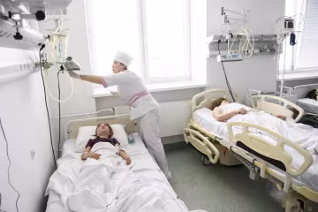 Отруєння під Одесою: дітей госпіталізують пачками, оздоровчий табір виявився смертельною пасткою