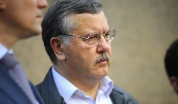 Экс-министр обороны обвинил в гибели военных Порошенко 