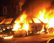 У Львівській області знайшли два тіла в обгорілому автомобілі