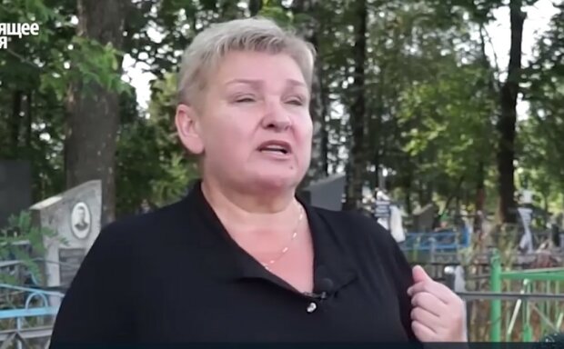 Убитая горем мать погибшего на протестах в Беларуси показала настоящее лицо Лукашенко: "Не пускали к телу"