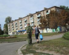 "Любовь" к оккупантам на Донбассе показали одним фото