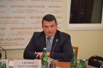 За онучу збили бучу: голова НАБУ Ситник так і не назвав топ корупціонерів