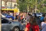 "Дайте світло і воду": у Києві мешканці "будинків Войцеховського" перекрили проспект, - куди краще не їхати