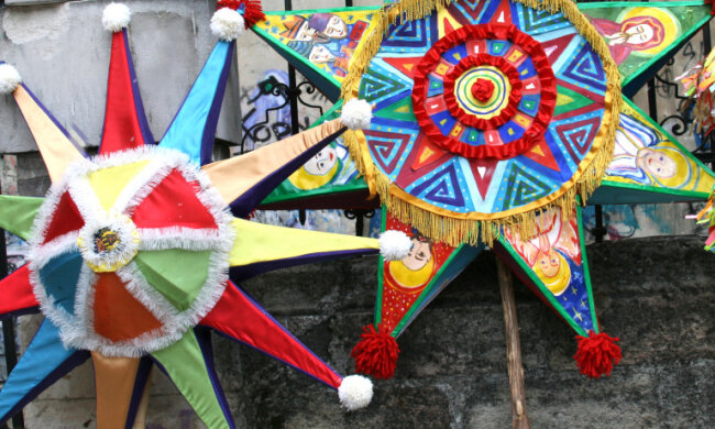 Різдвяна зірка. Фото 4MAMA