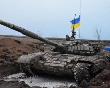 Бійці АТО не стягують танки під Донецьк - Генштаб