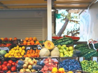 Сливы на полках украинских супермаркетов