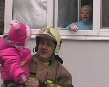 Через пожежу евакуювали дев'ятиповерхівку (фото)