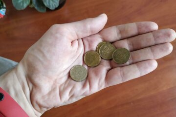 Де й коли міняти старі купюри та монети на нові: в НБУ дали чіткі роз'яснення