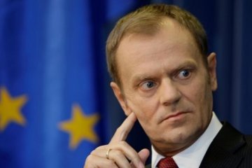 Туск призвал продлить санкции против России