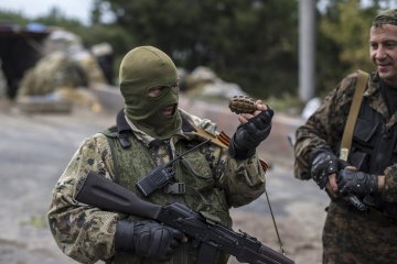 На Донбасі затримали обдовбаних найманців: шестеро наркоманів