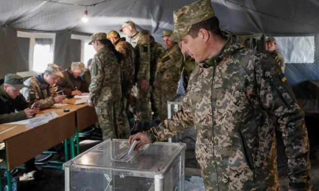 Парламентські вибори 2019: як голосували українські захисники, кадри з передової