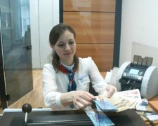 Курс валют на 14 мая: евро ушел в пике, в отличие от доллара