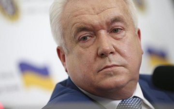 Друг Януковича назвав імена стрілків з Майдану