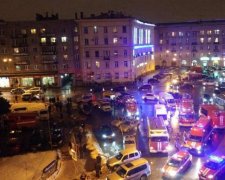 Главное за ночь: взрыв в торговом центре и позор Роскосмоса