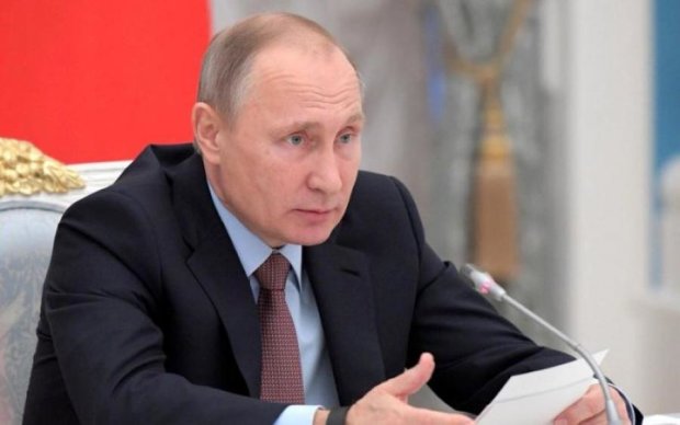 Церковная щекастая мышь: Путин рассказал о своих доходах