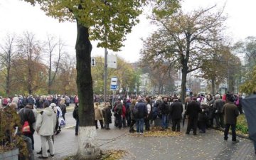 Зіткнення в Києві: мітингувальники озвучили свої плани