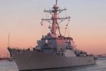 Американський есмінець входить в акваторію Чорного моря