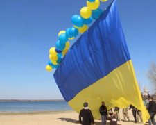 Український прапор у небі над Горлівкою нагадав окупантам про неминуче
