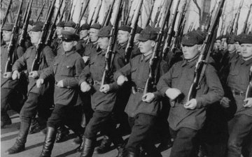 "Освобождение" по-русски: почему красная армия не оставила камня на камне от Киева