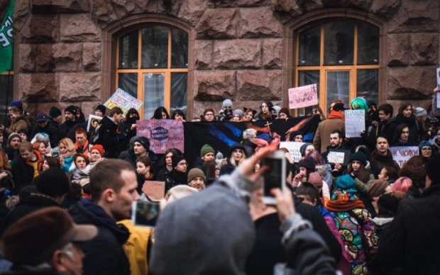 Марш за права женщин: как в Киеве отметили 8 марта 