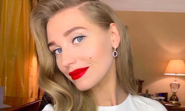 Полное видео постельной сцены с голой женой Харламова Асмус слили в сеть: "Сколько заплатили?"