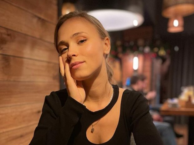 Анна Кошмал з серіалу "Свати" показала всі таємниці Жені і Федора Добронравова: "Ще трохи"
