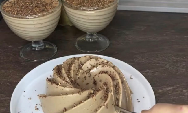 Легкий шоколадний десерт: фото скрін рецепту